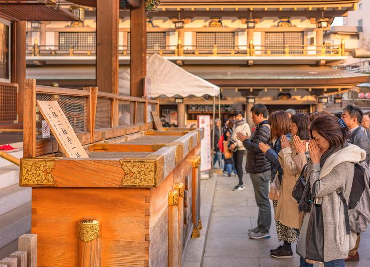 Những quy tắc cần biết trước khi ghé thăm các đền thờ ở Nhật Bản